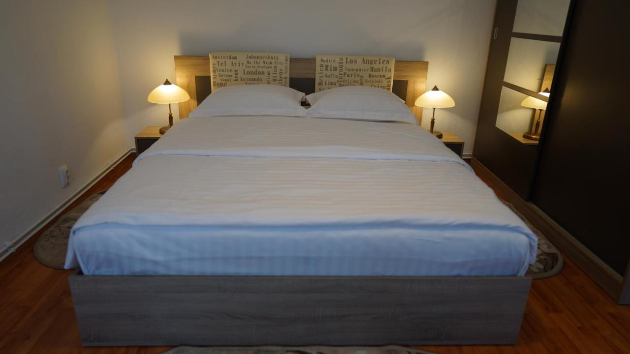 Historical House Apartment Сибиу Екстериор снимка