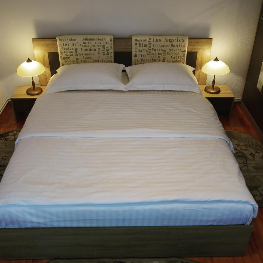 Historical House Apartment Сибиу Екстериор снимка